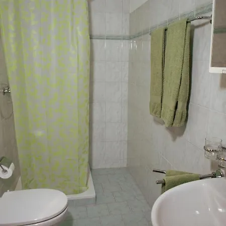 Bed & Breakfast Casa Moni Bosco Gurin